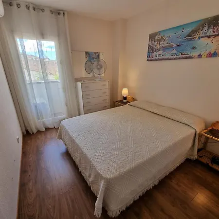 Acogedor Cerca De La Playa Con Aire Acondicionado - Hisp-236-180